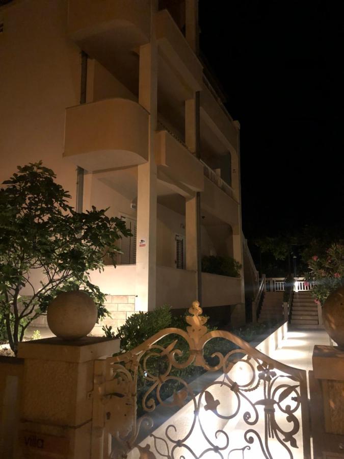 Villa Gradina Baška Voda エクステリア 写真